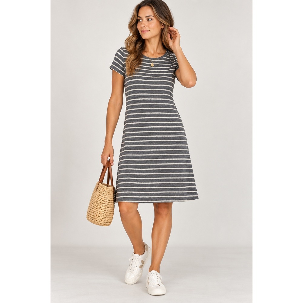 Sail to Sable STS Women's M Gray White Striped Short Sleeve Shift Dress Back Zip